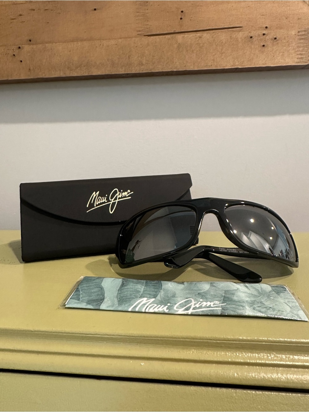 Maui Jim Black Men’s Polarized Sport Sunglasses